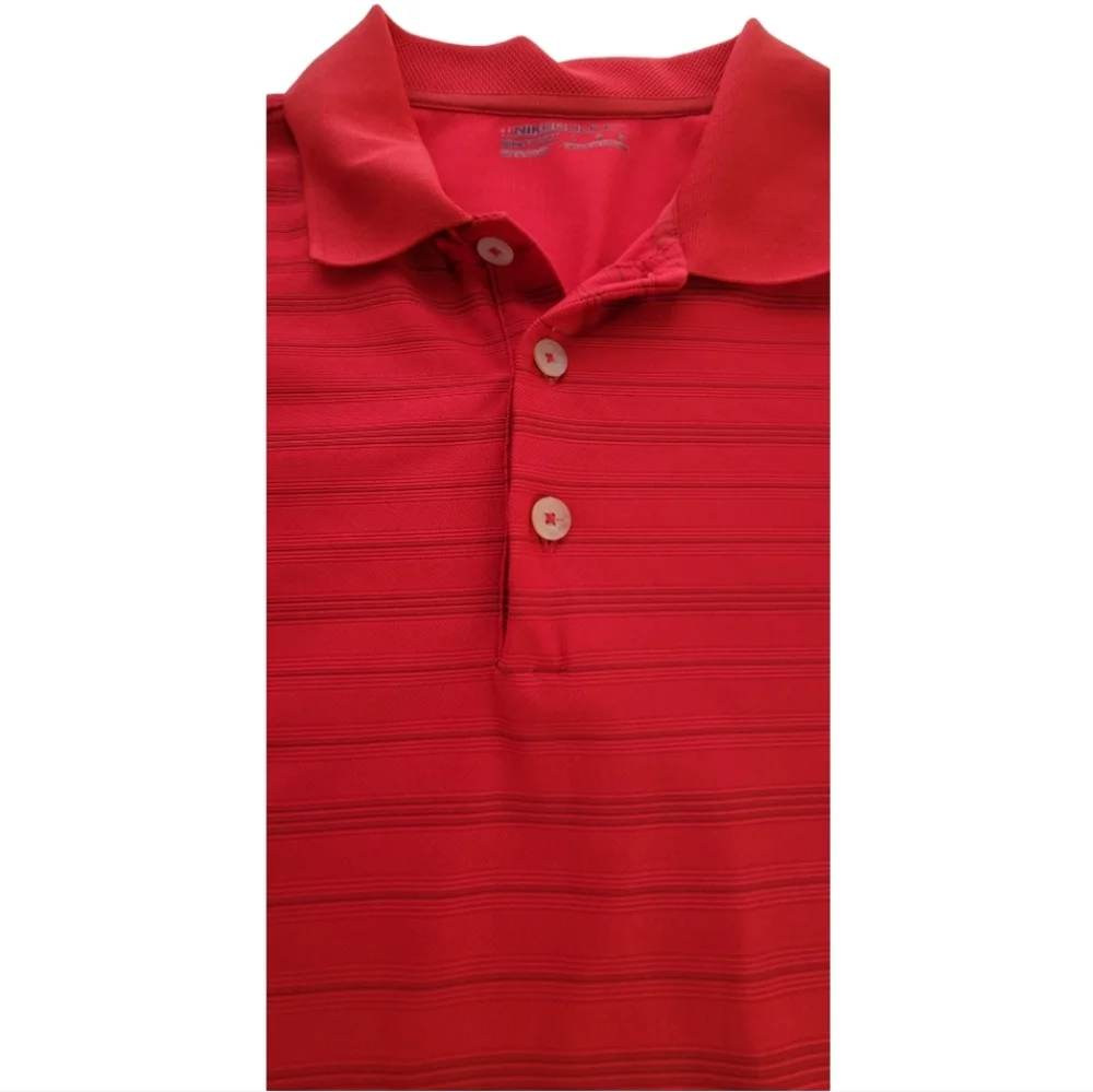 NIKE GOLF Fit Dry High Performance, Breathable, Stretch, 3 top button Golf Shirt